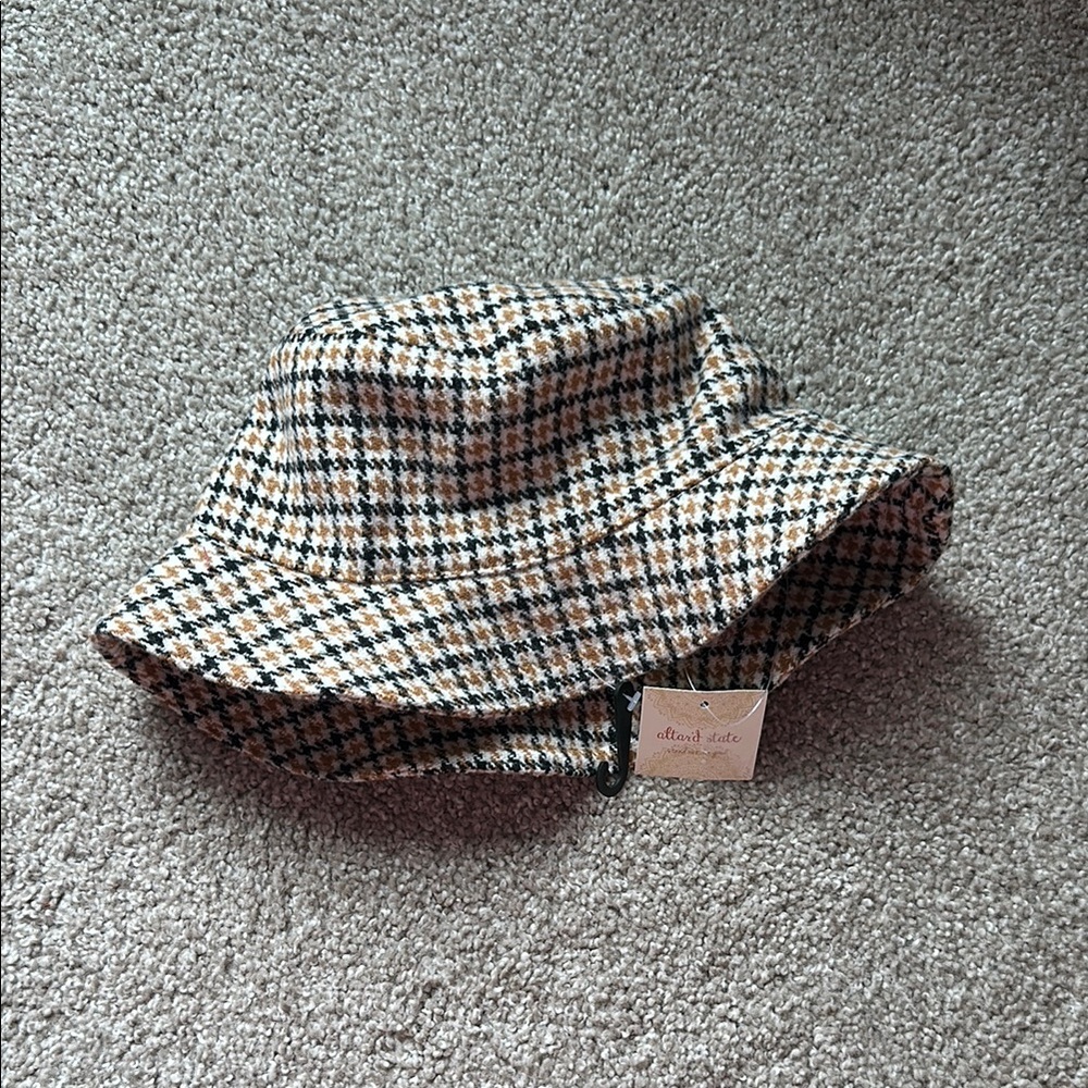 Houndstooth Bucket Hat
